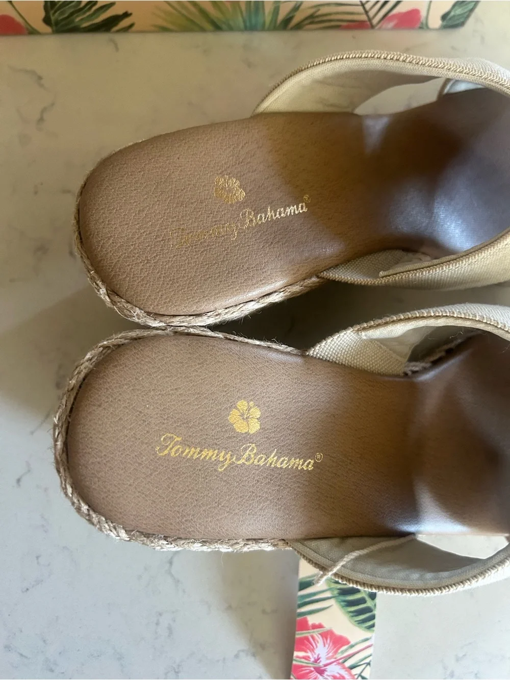 NEW Tommy Bahama Suzette Canvas Espadrille Wedge Sandals